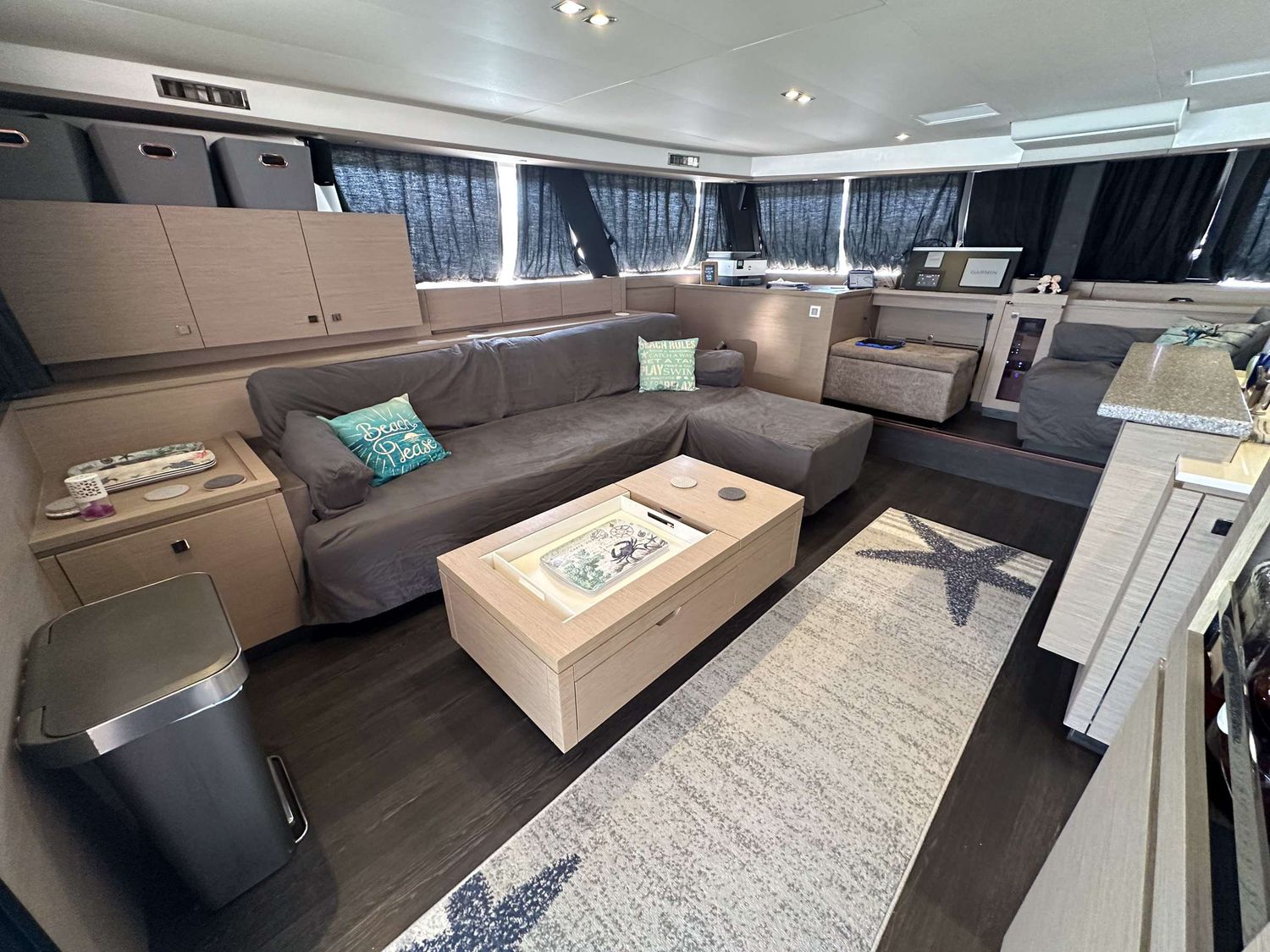yacht-548145