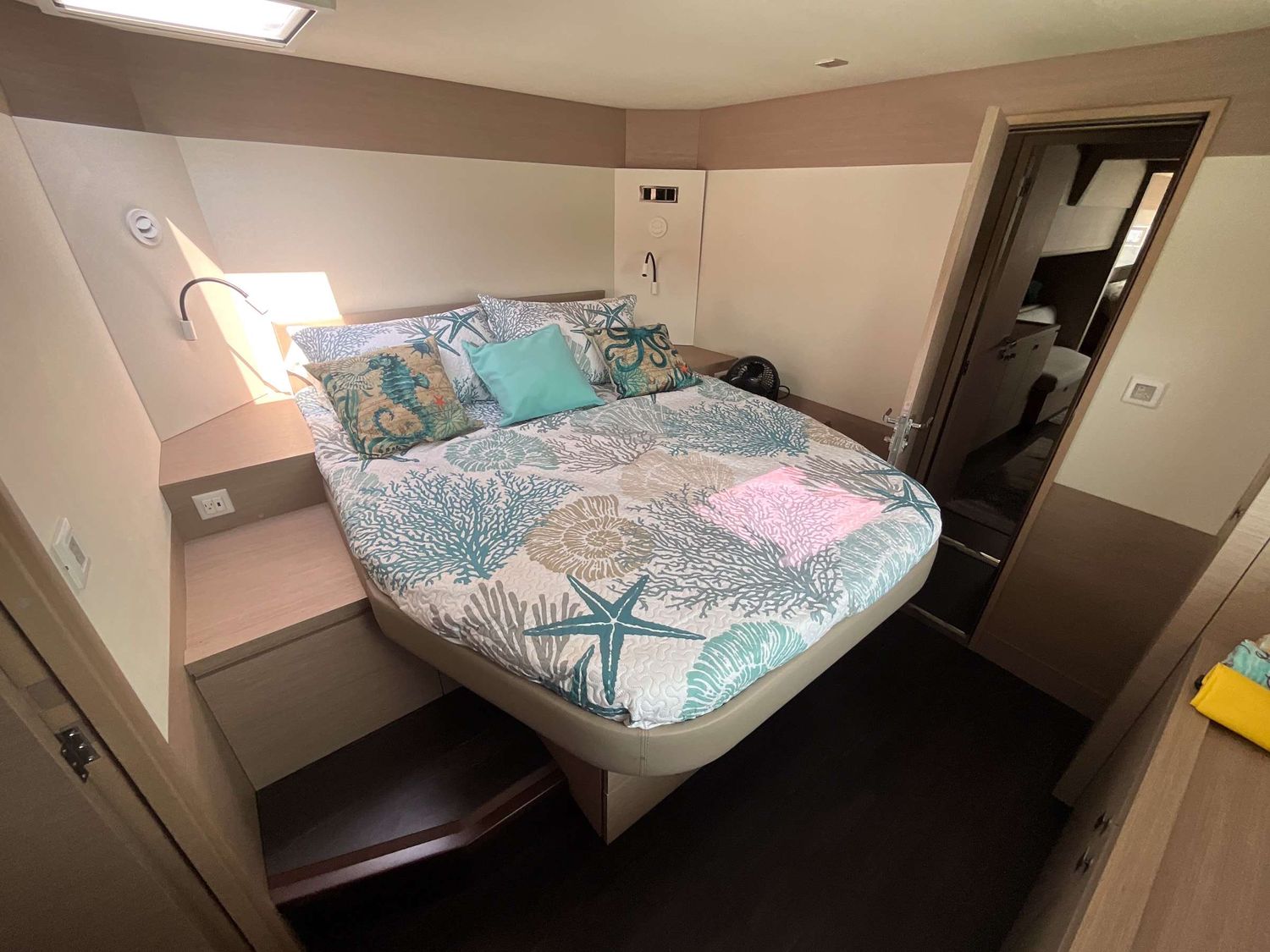 yacht-548150