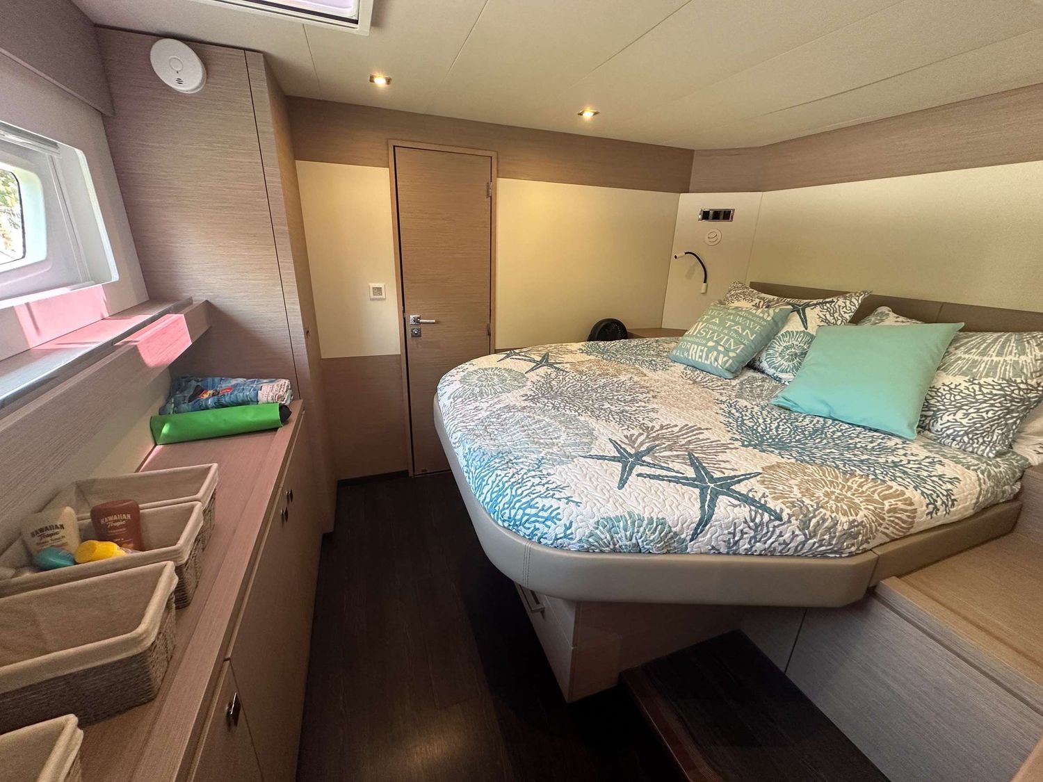 yacht-548151