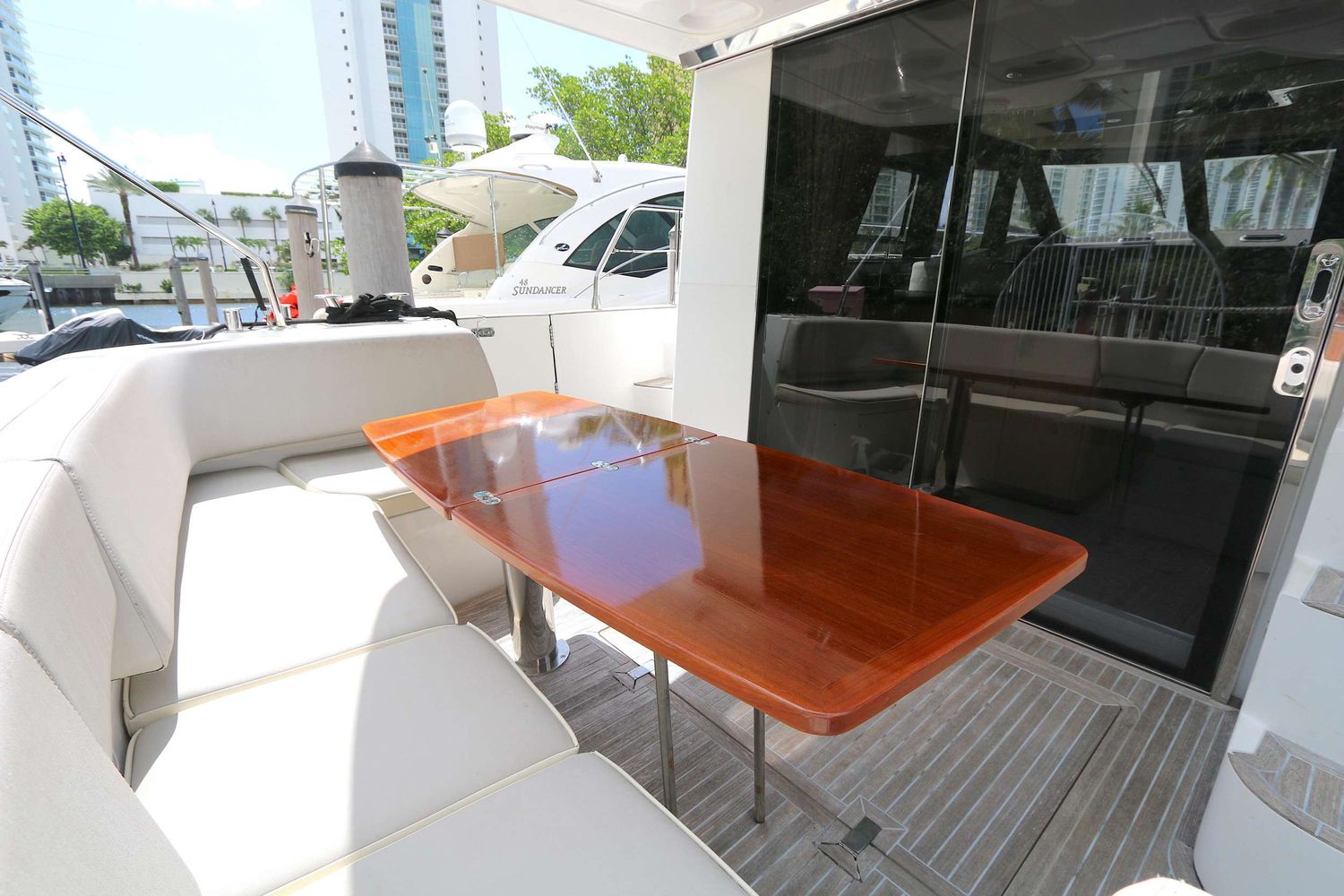 yacht-547259