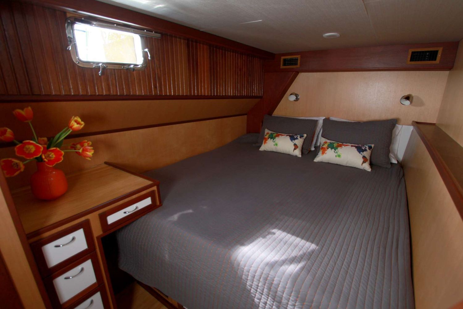 yacht-547208