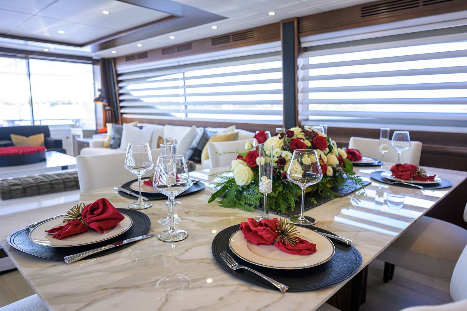 yacht-547315