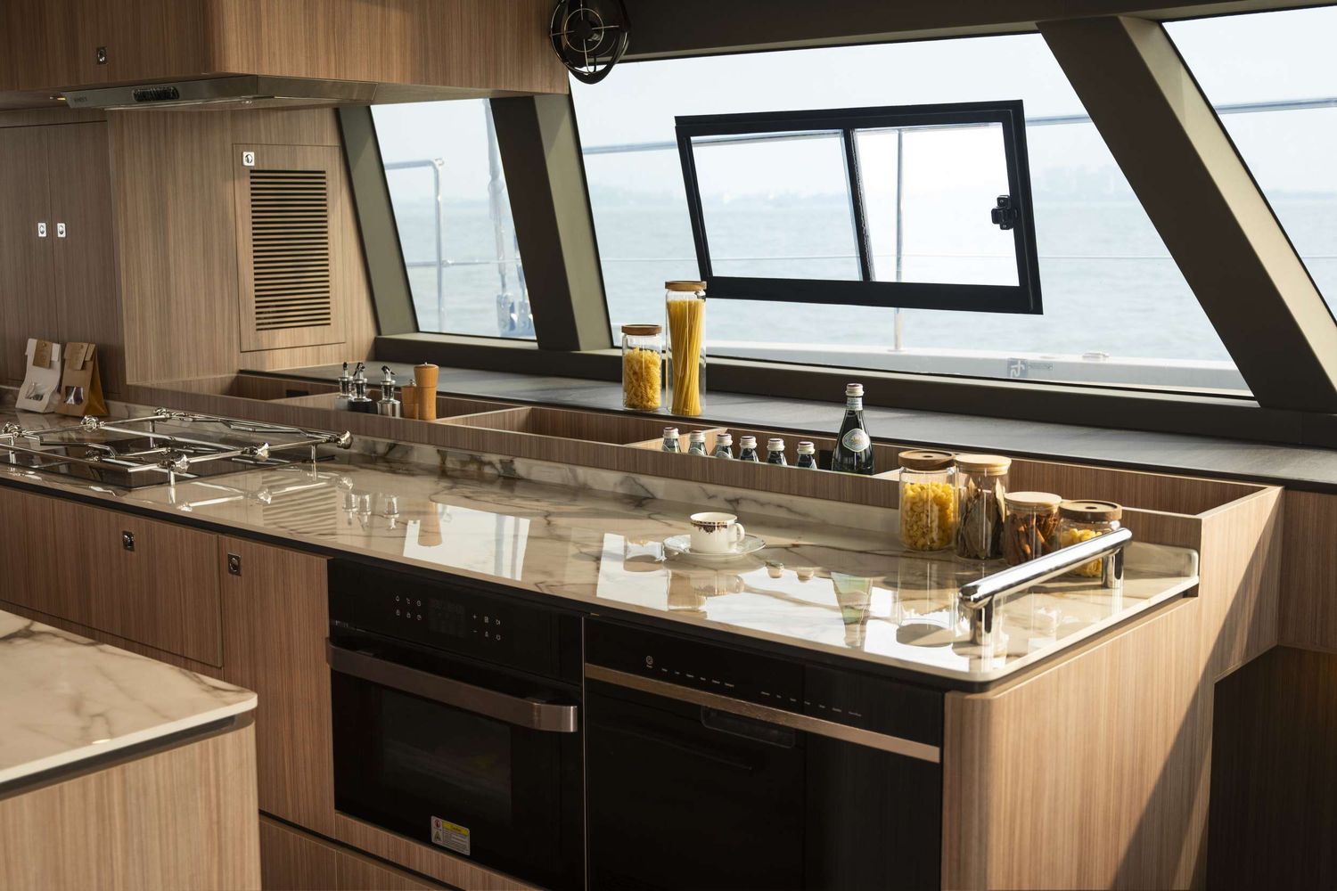 yacht-548307