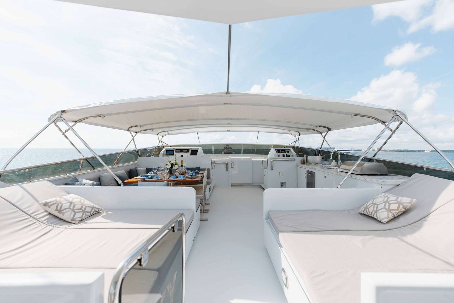 yacht-547871