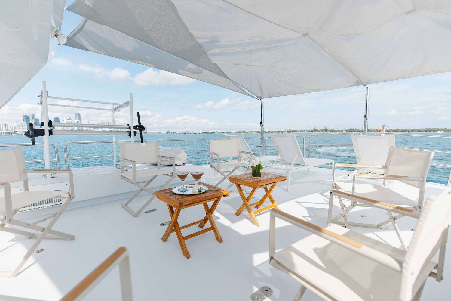 yacht-547872