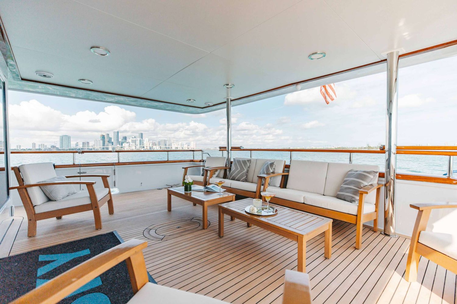 yacht-547861