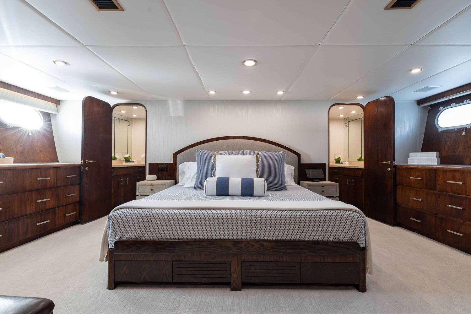 yacht-547863