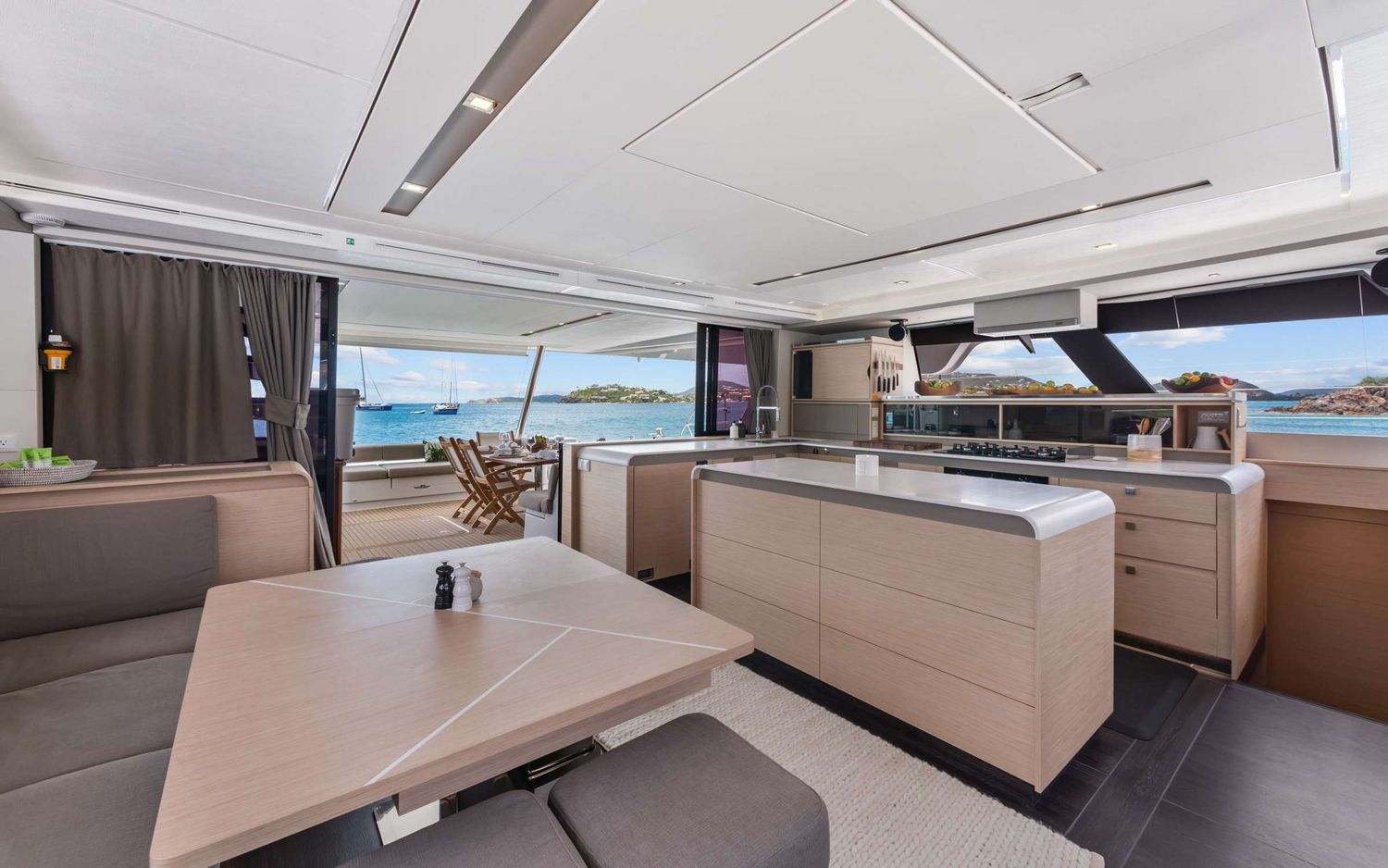 yacht-548478
