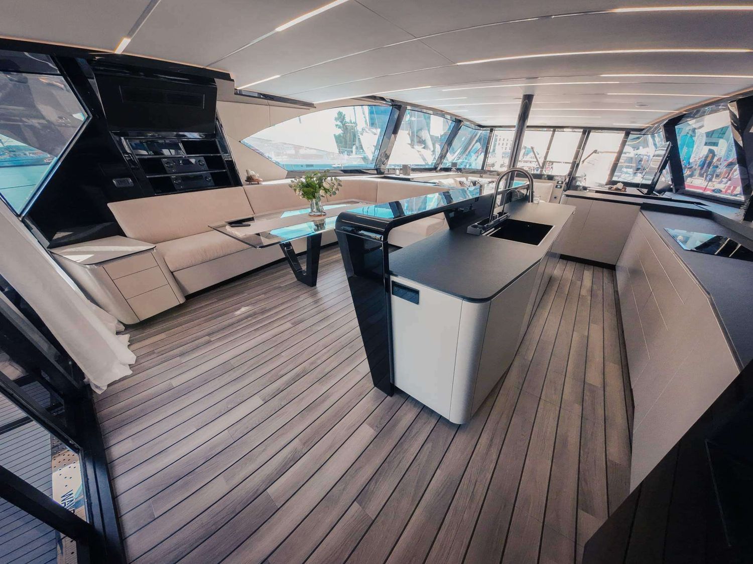 yacht-548043