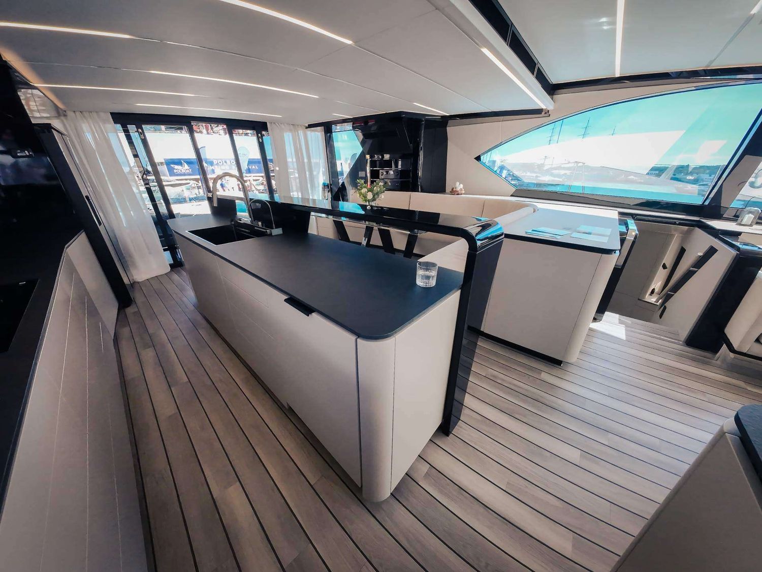 yacht-548044
