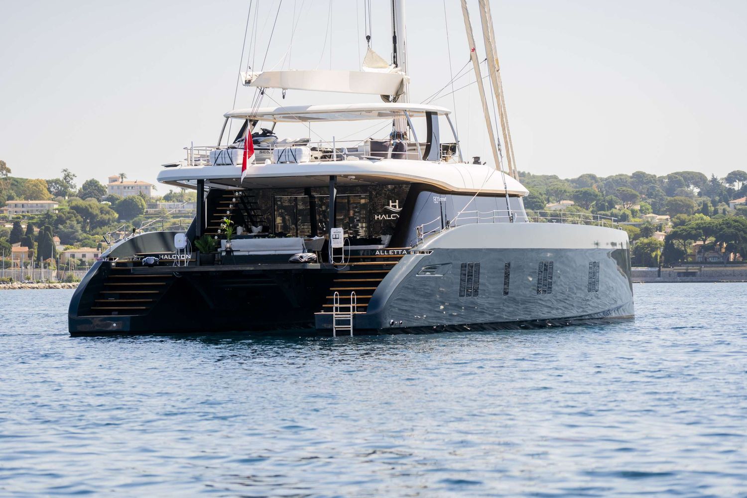 yacht-548381