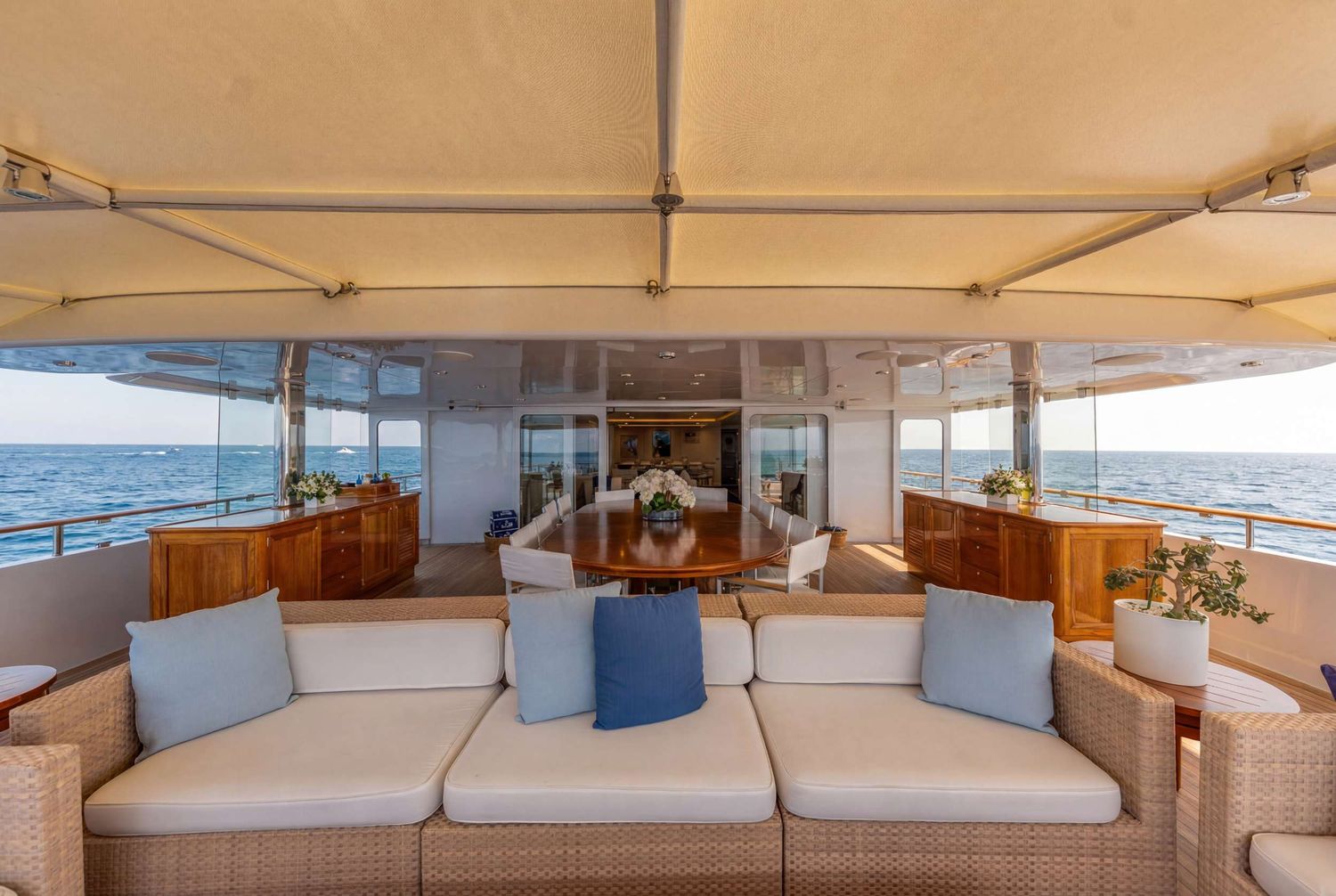 yacht-548508