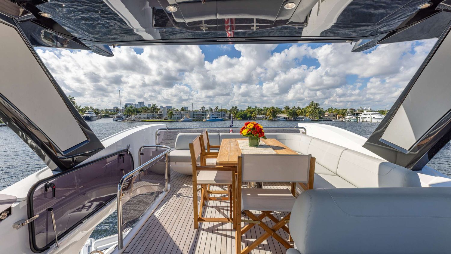yacht-548847