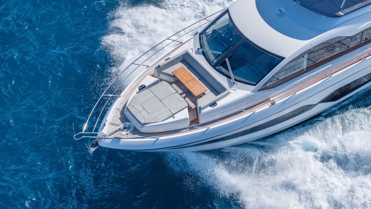 yacht-548850