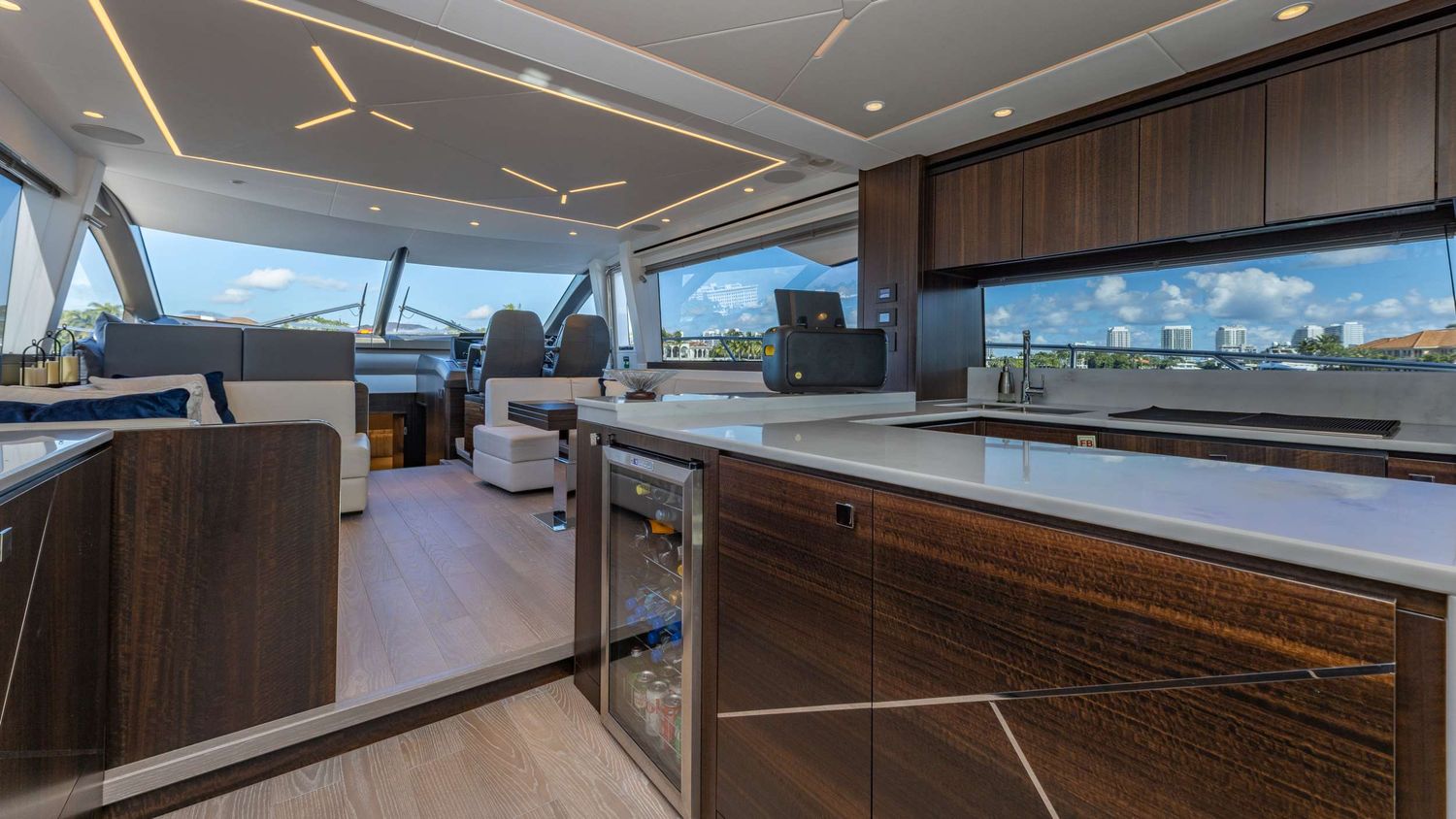 yacht-548854