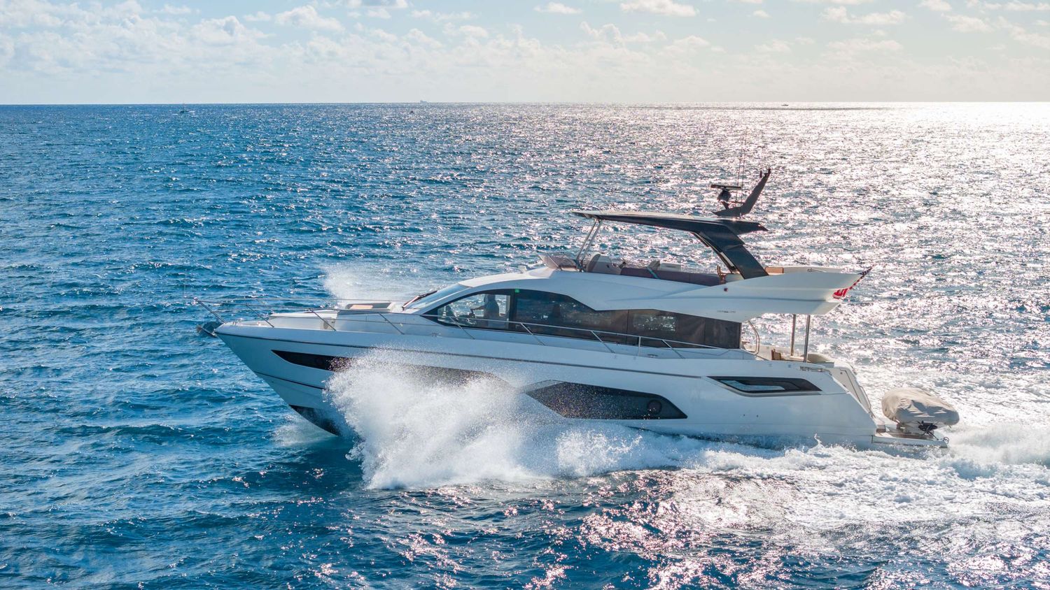 yacht-548856