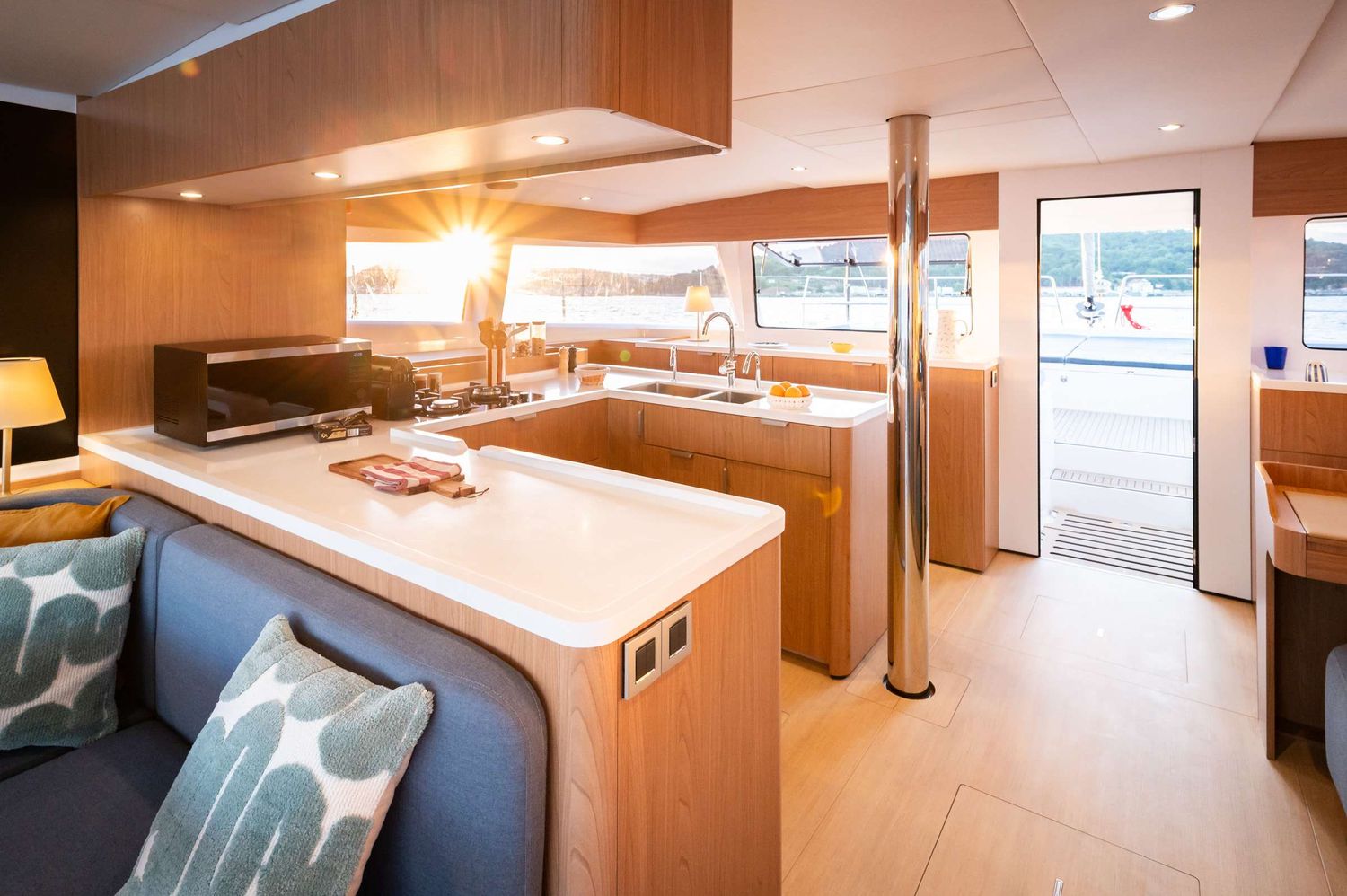 yacht-548944