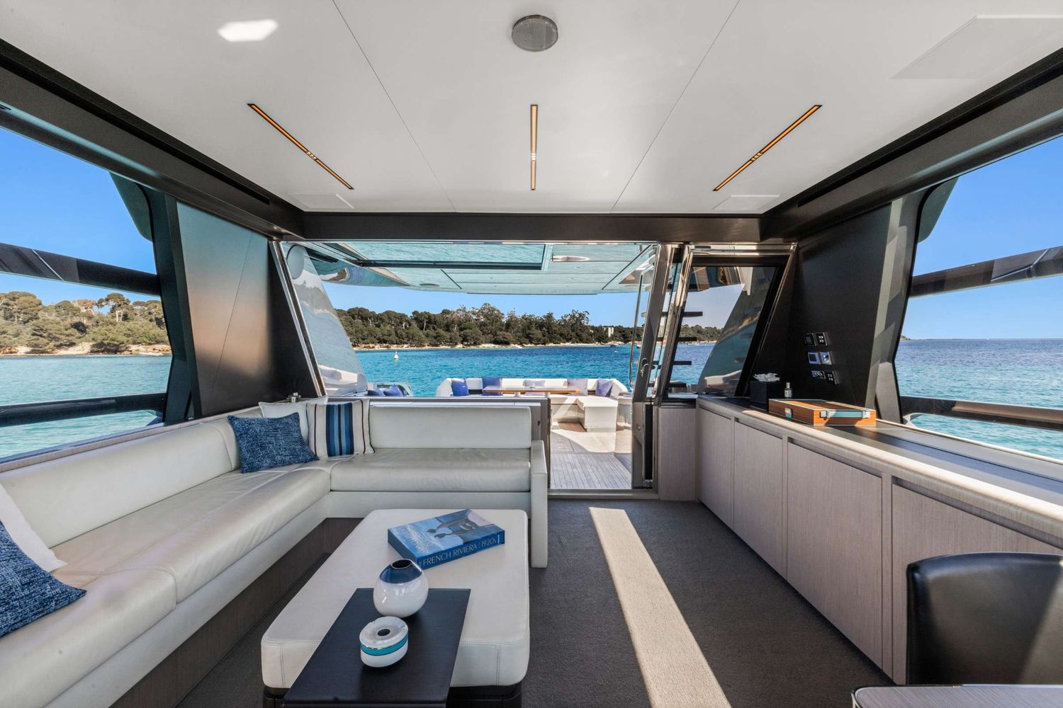 yacht-549213
