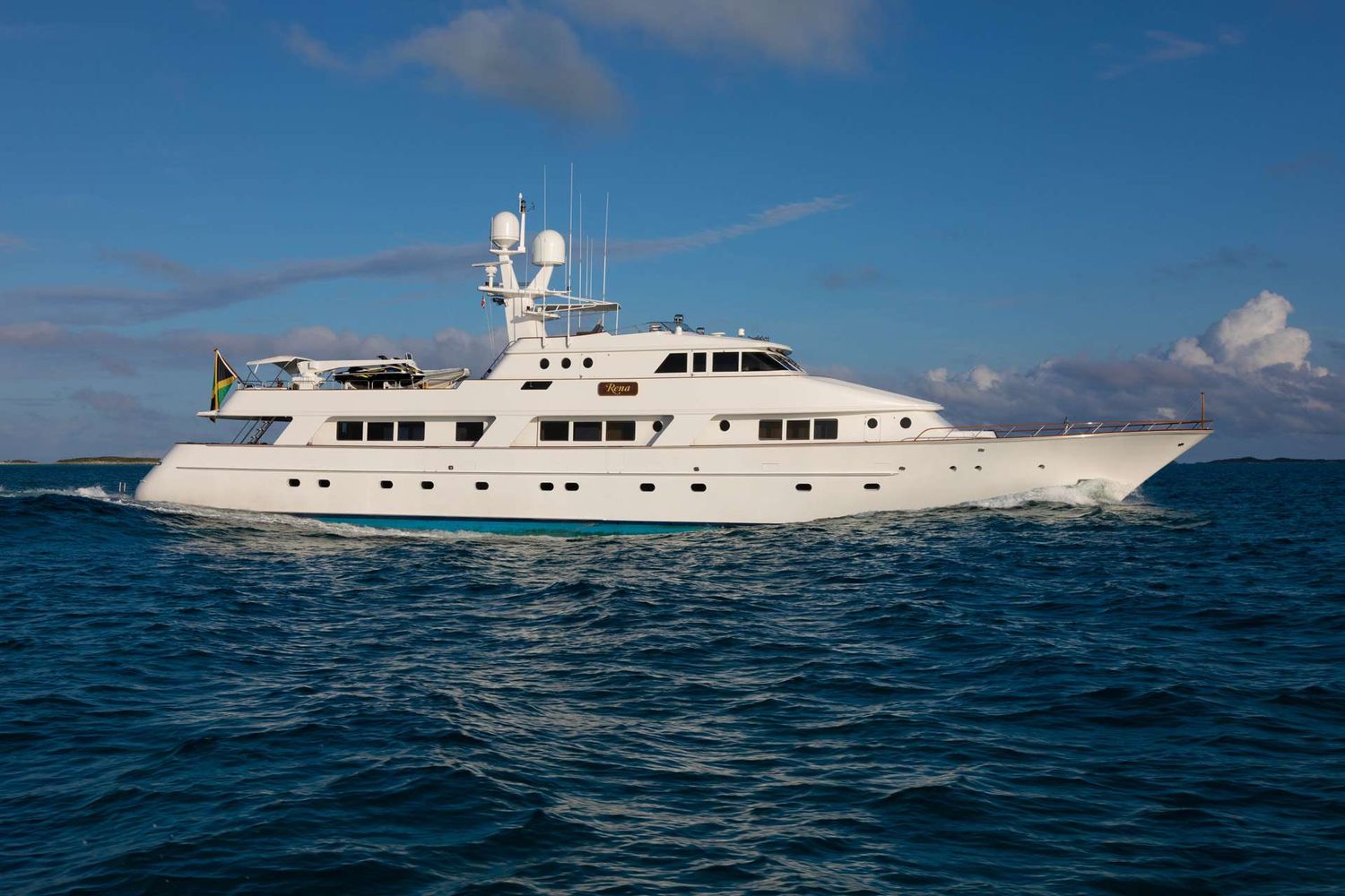 yacht-69938