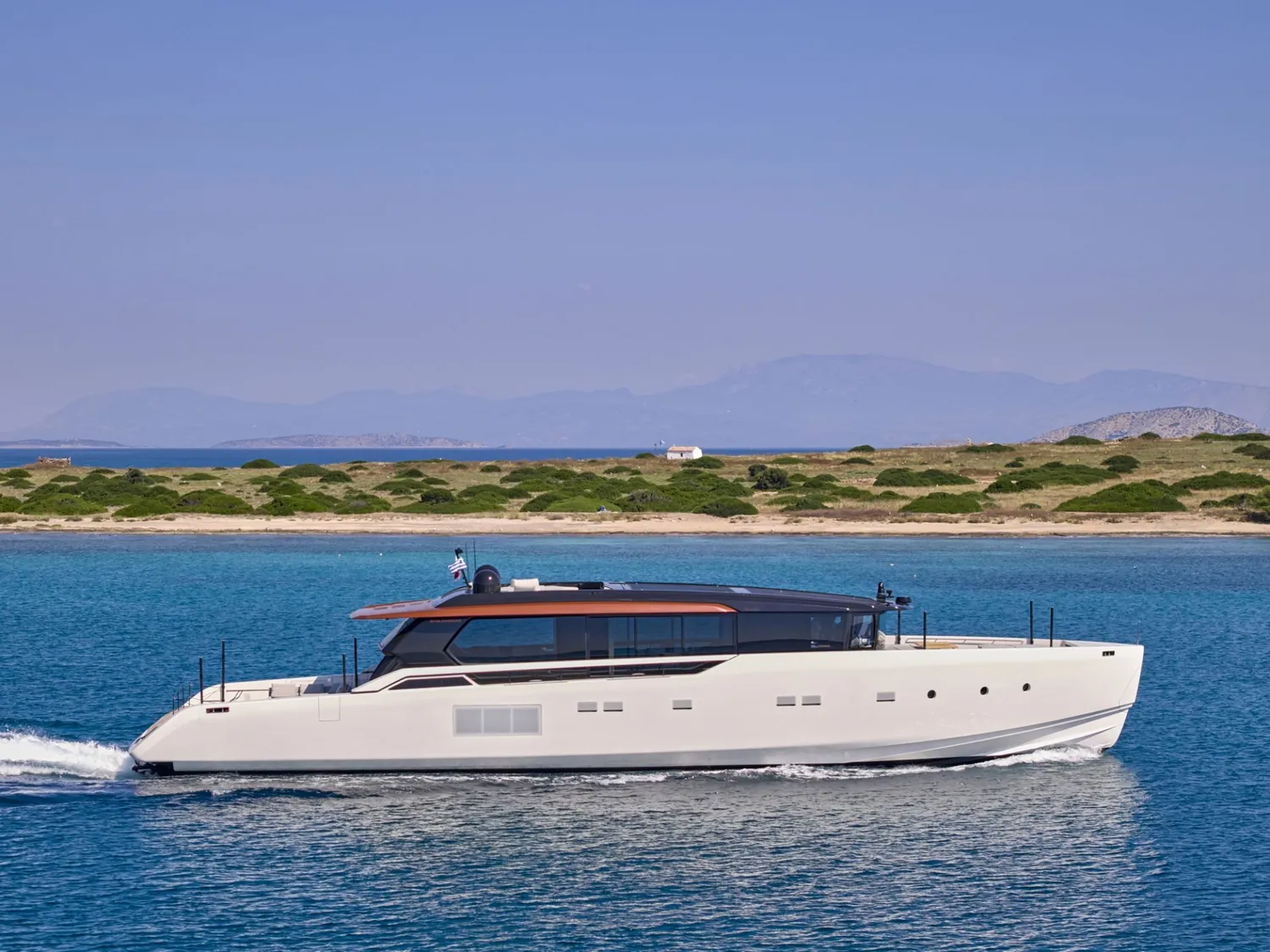yacht-550537