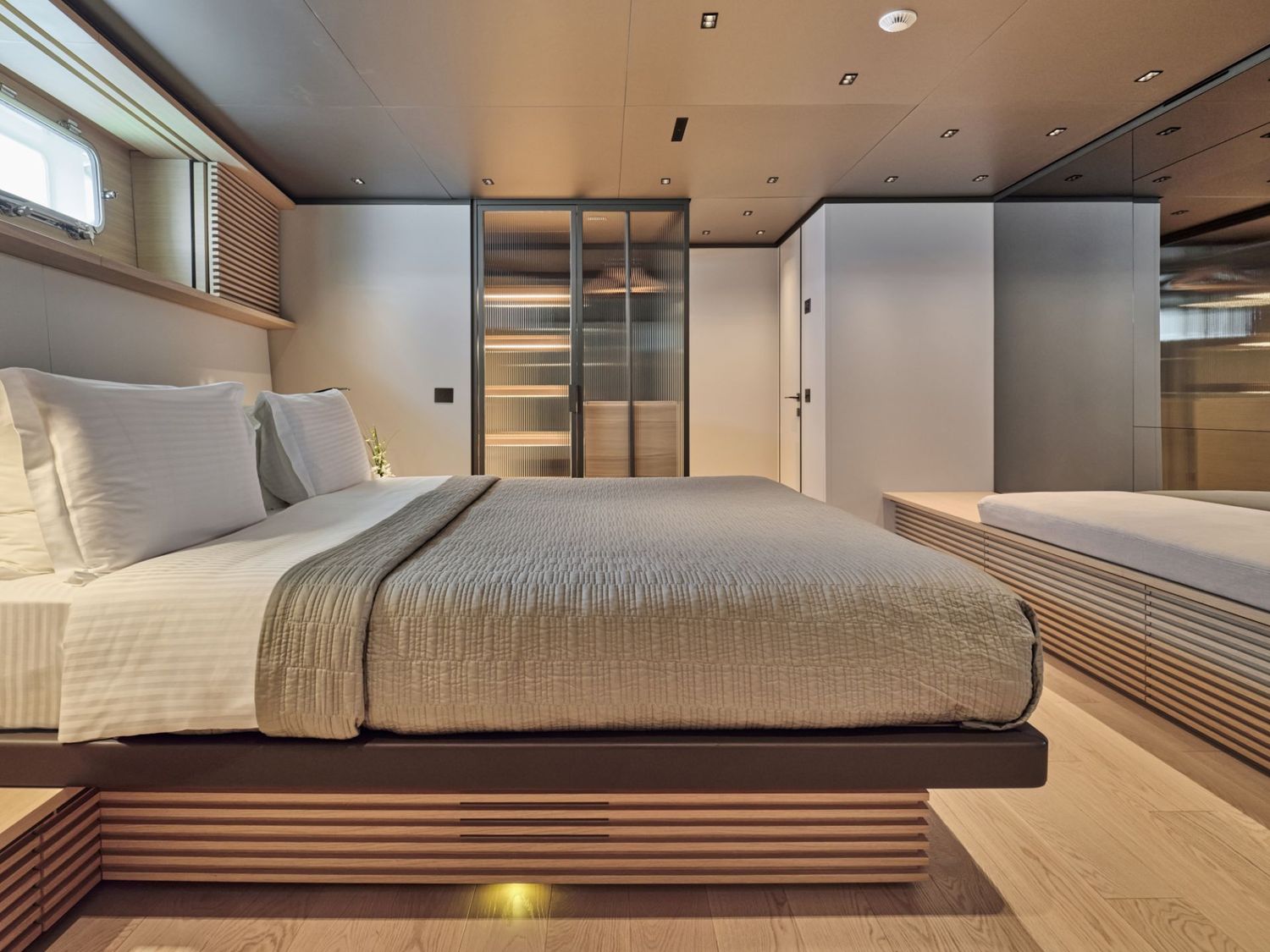 yacht-550536