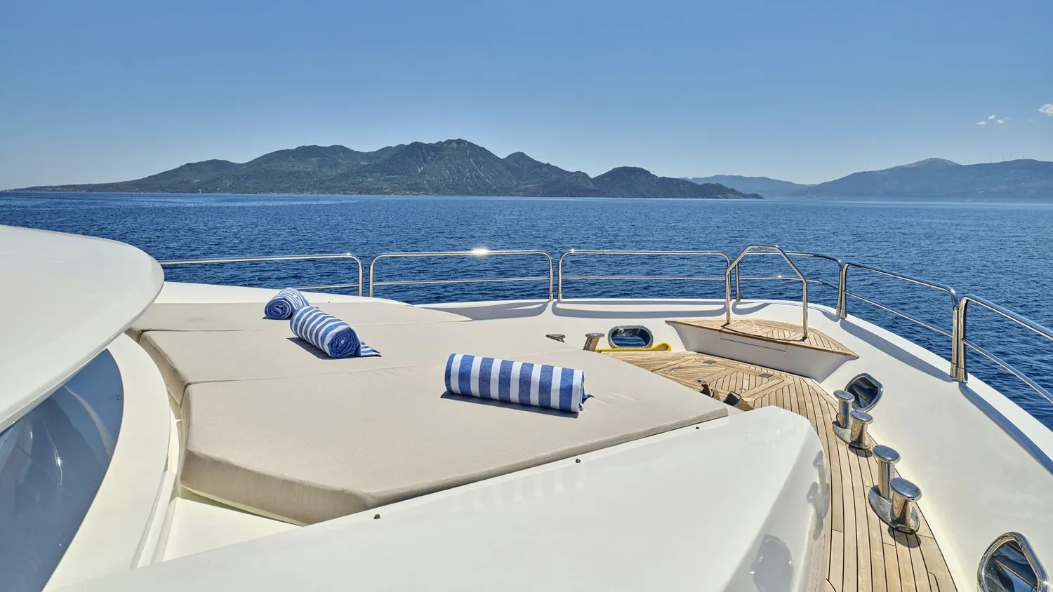 yacht-580702