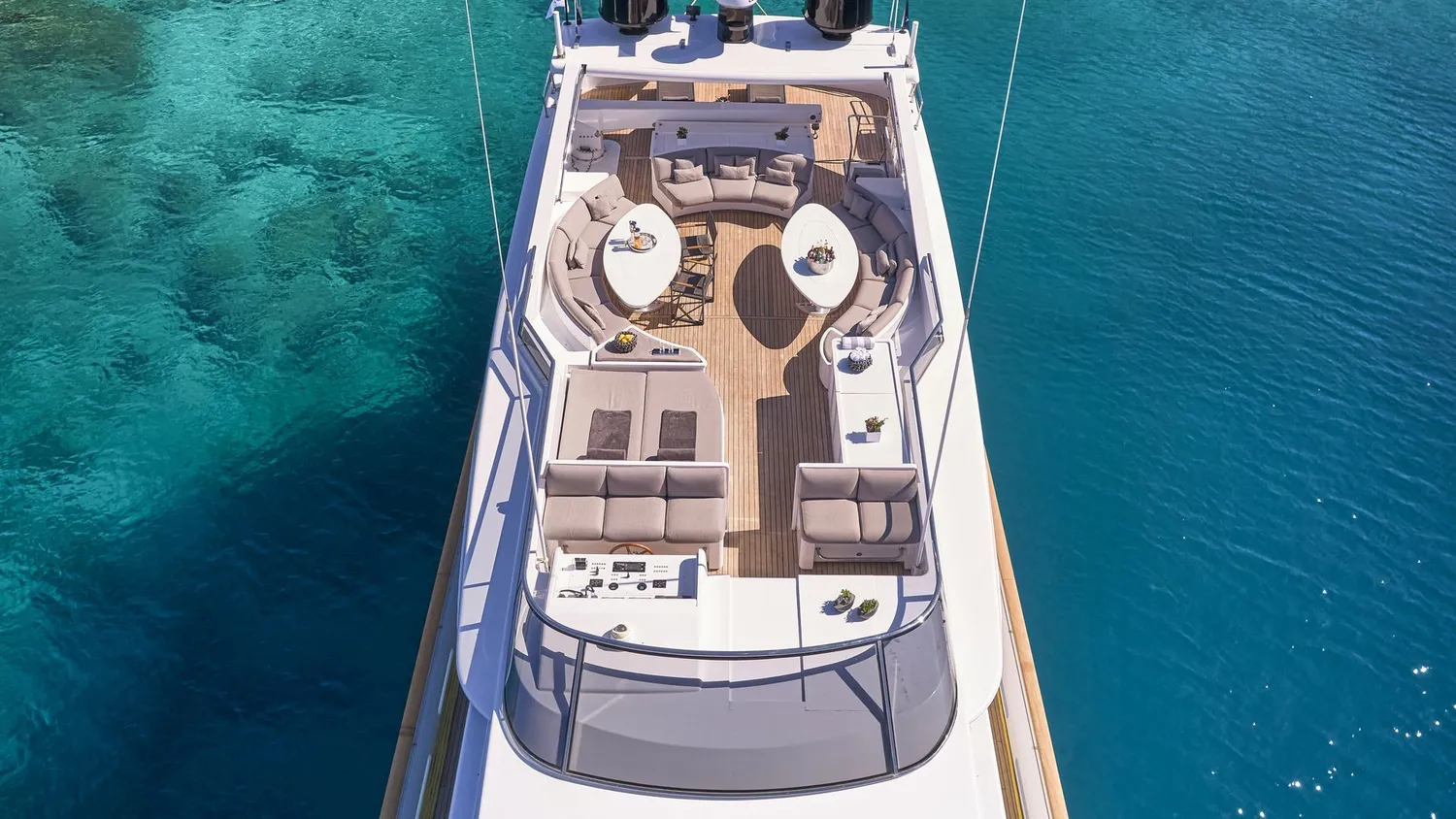 yacht-562709
