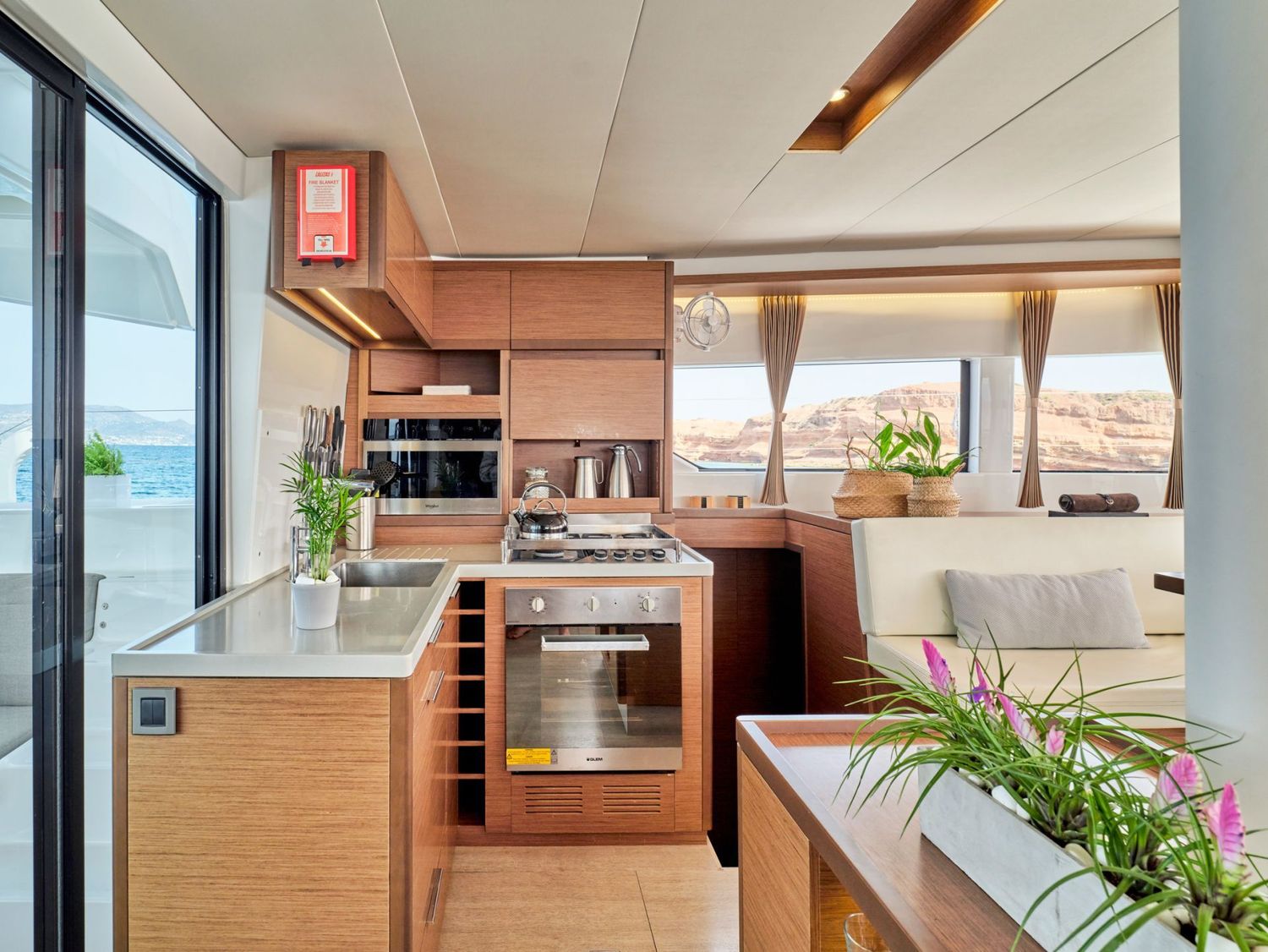 yacht-551672