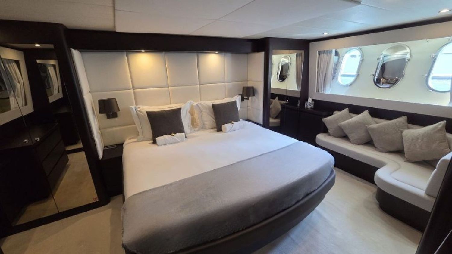 yacht-550510