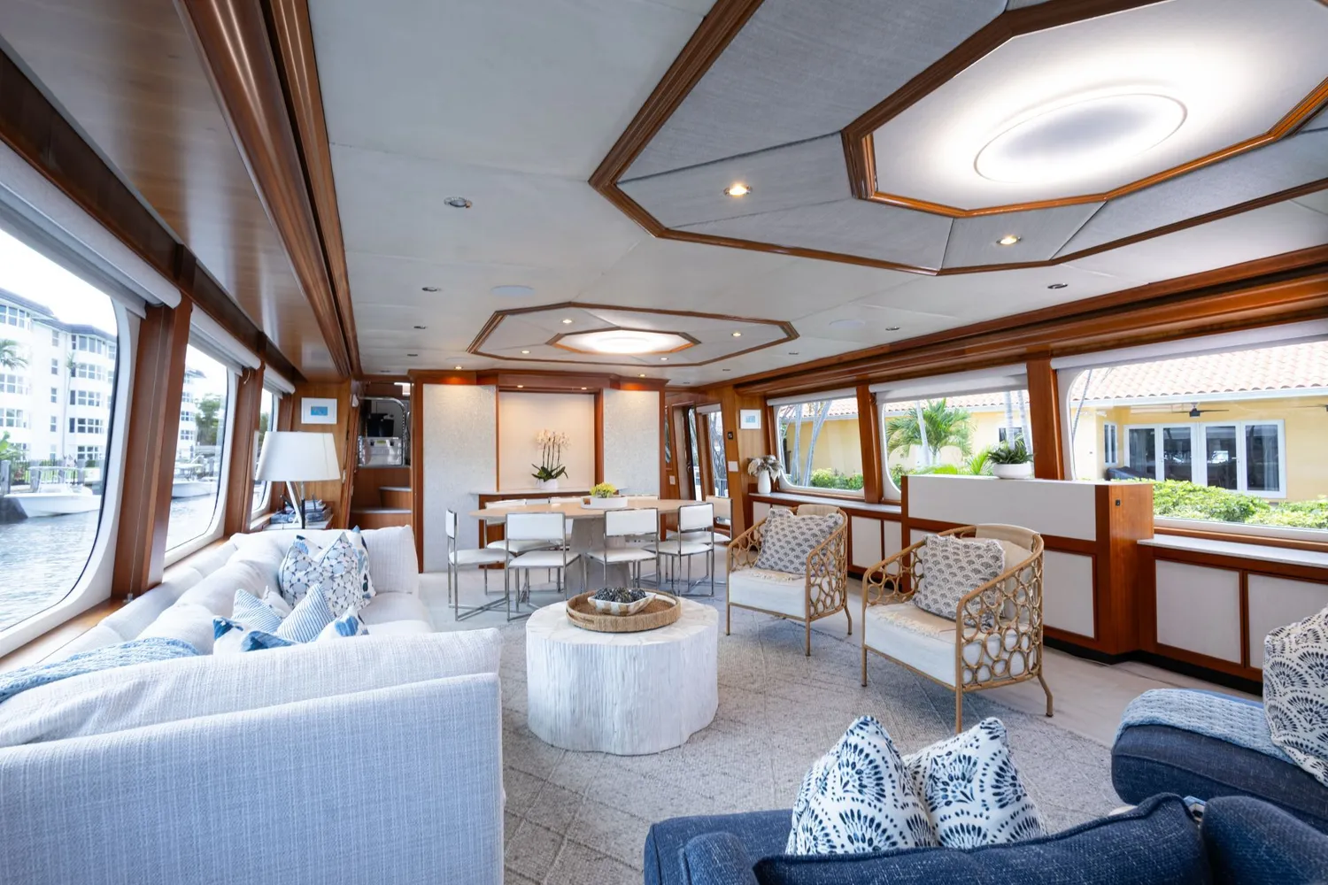 yacht-576047