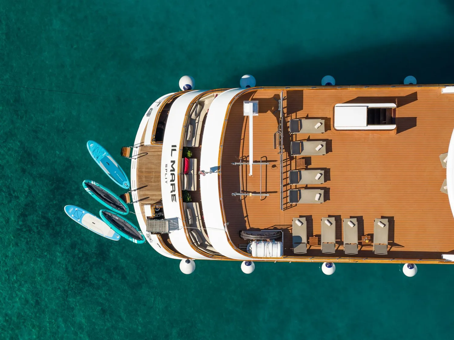 yacht-550470