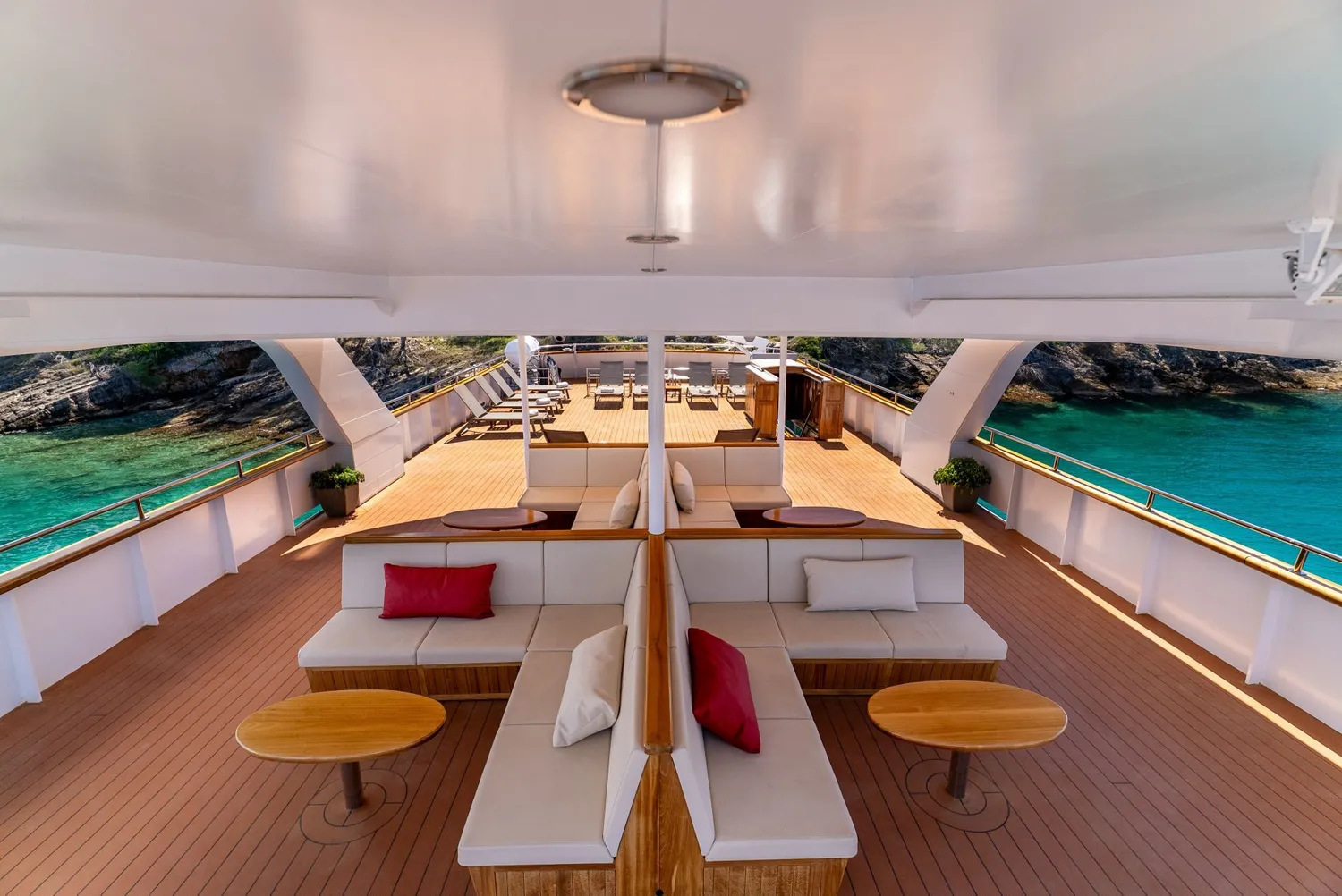 yacht-550466