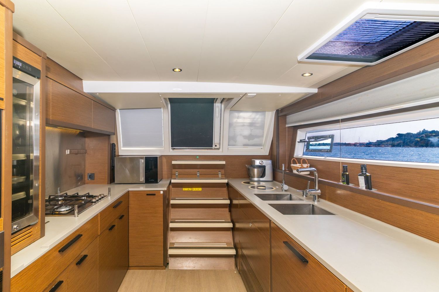 yacht-550498