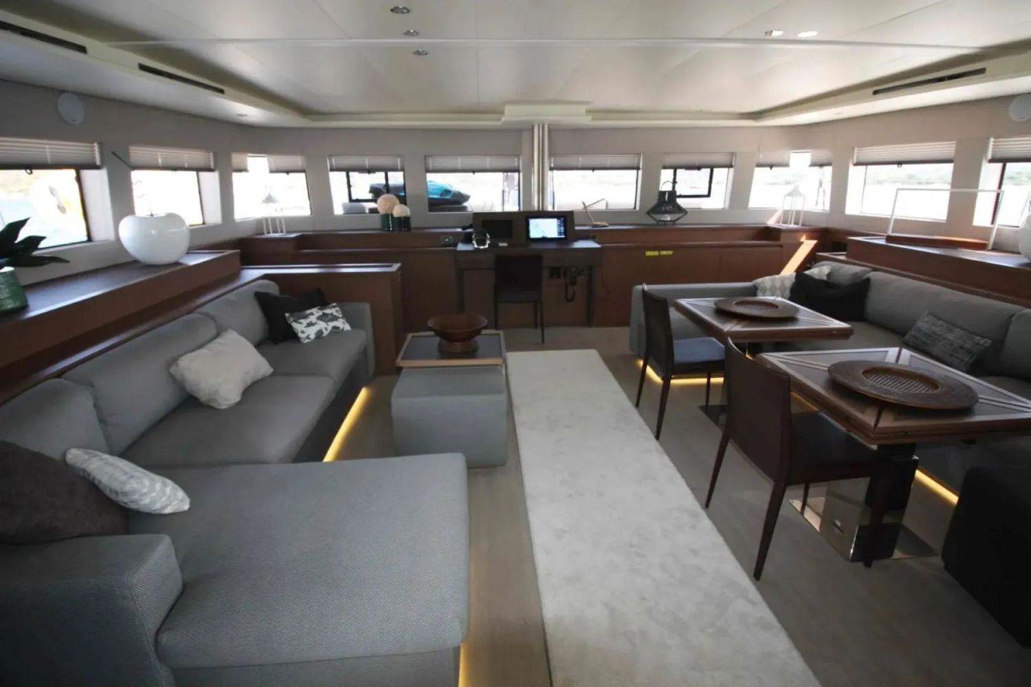 yacht-550494