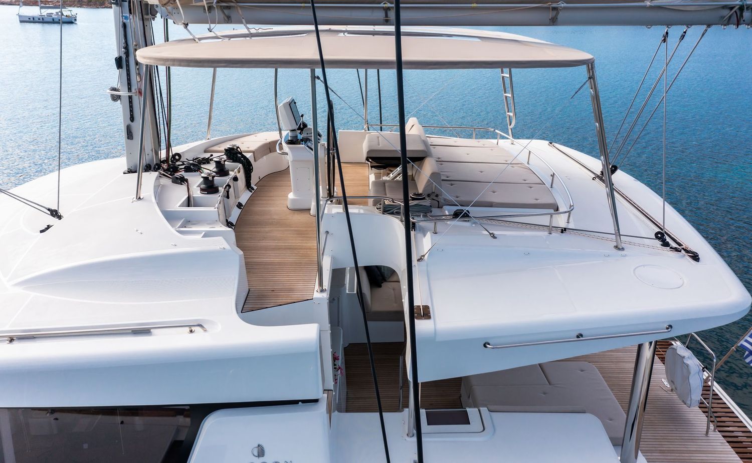yacht-550128