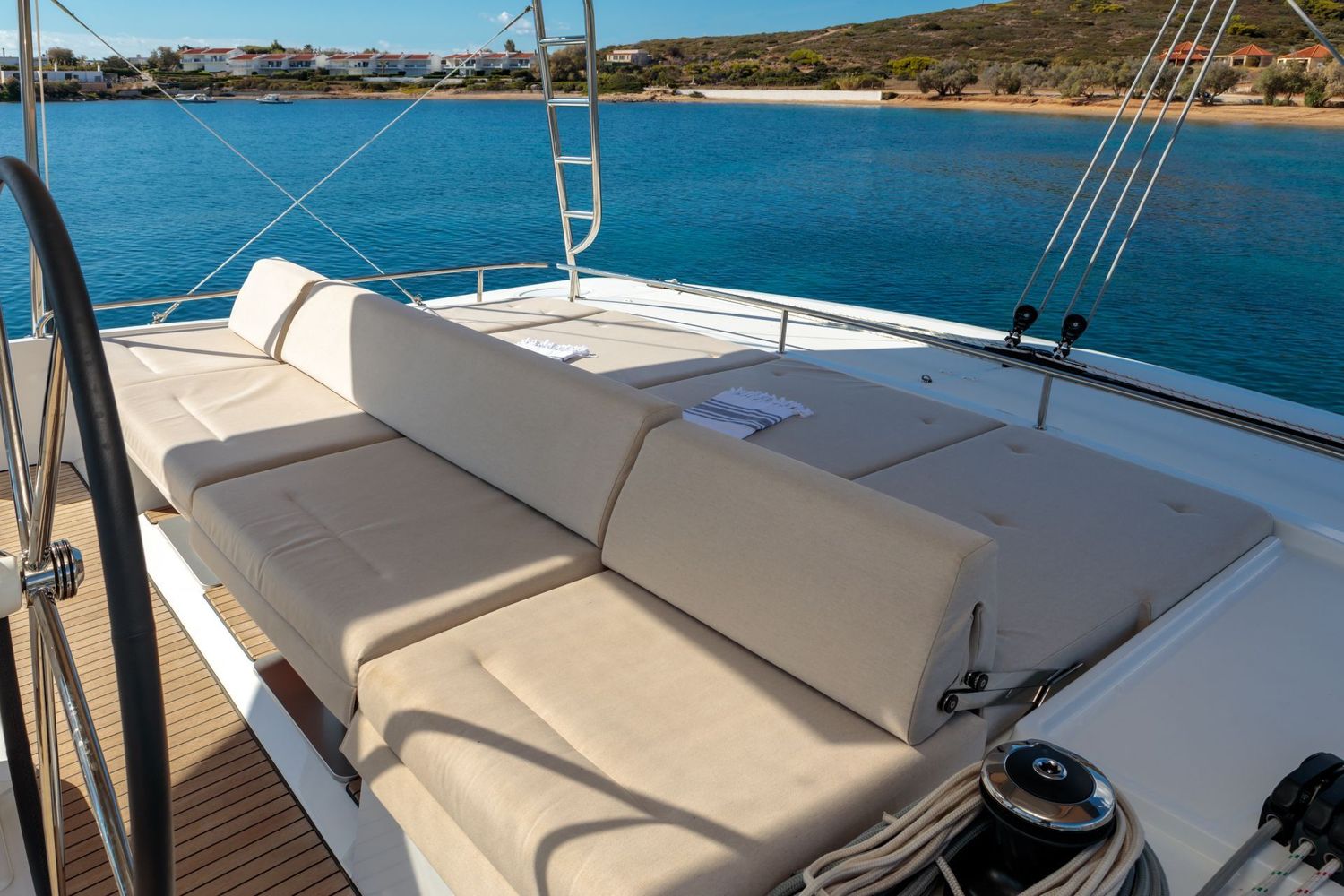 yacht-550129