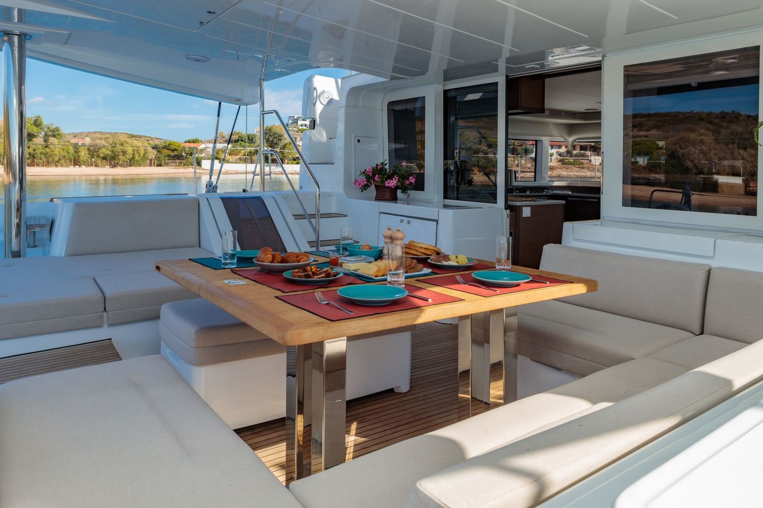 yacht-550124