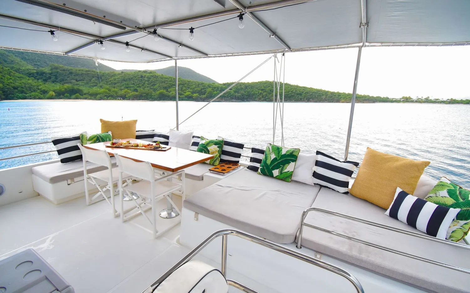 yacht-585729