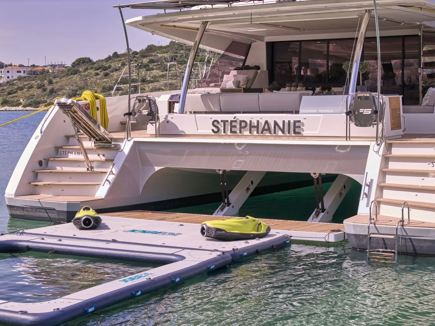 yacht-572038