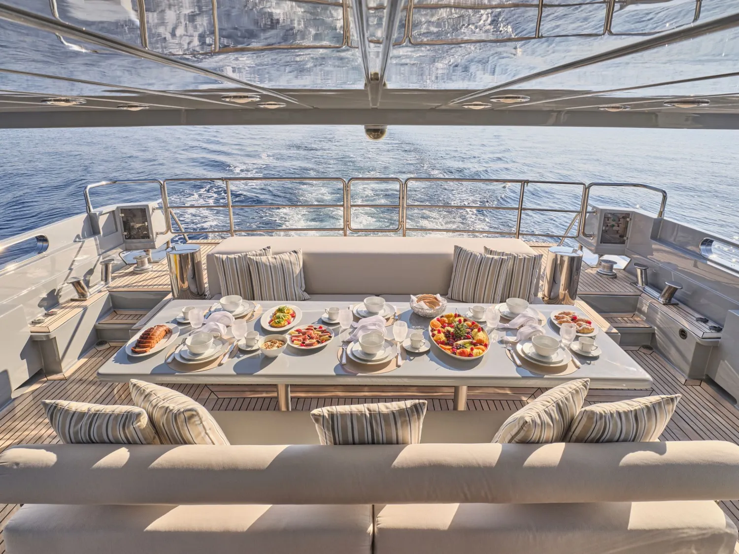 yacht-560029