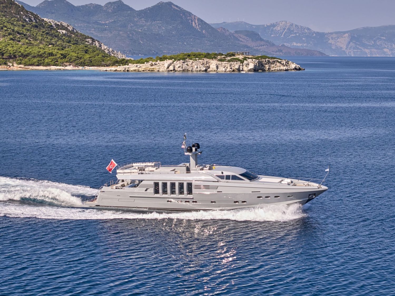 yacht-551547