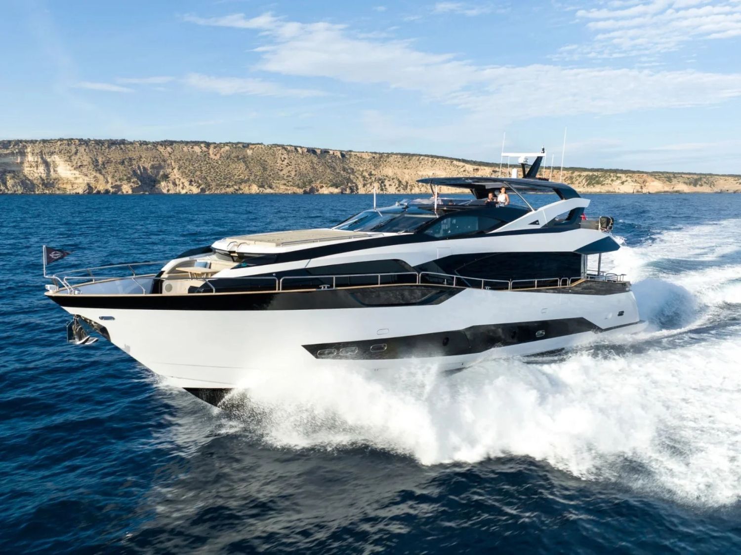 yacht-550077