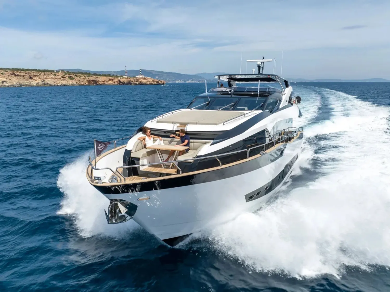 yacht-550086