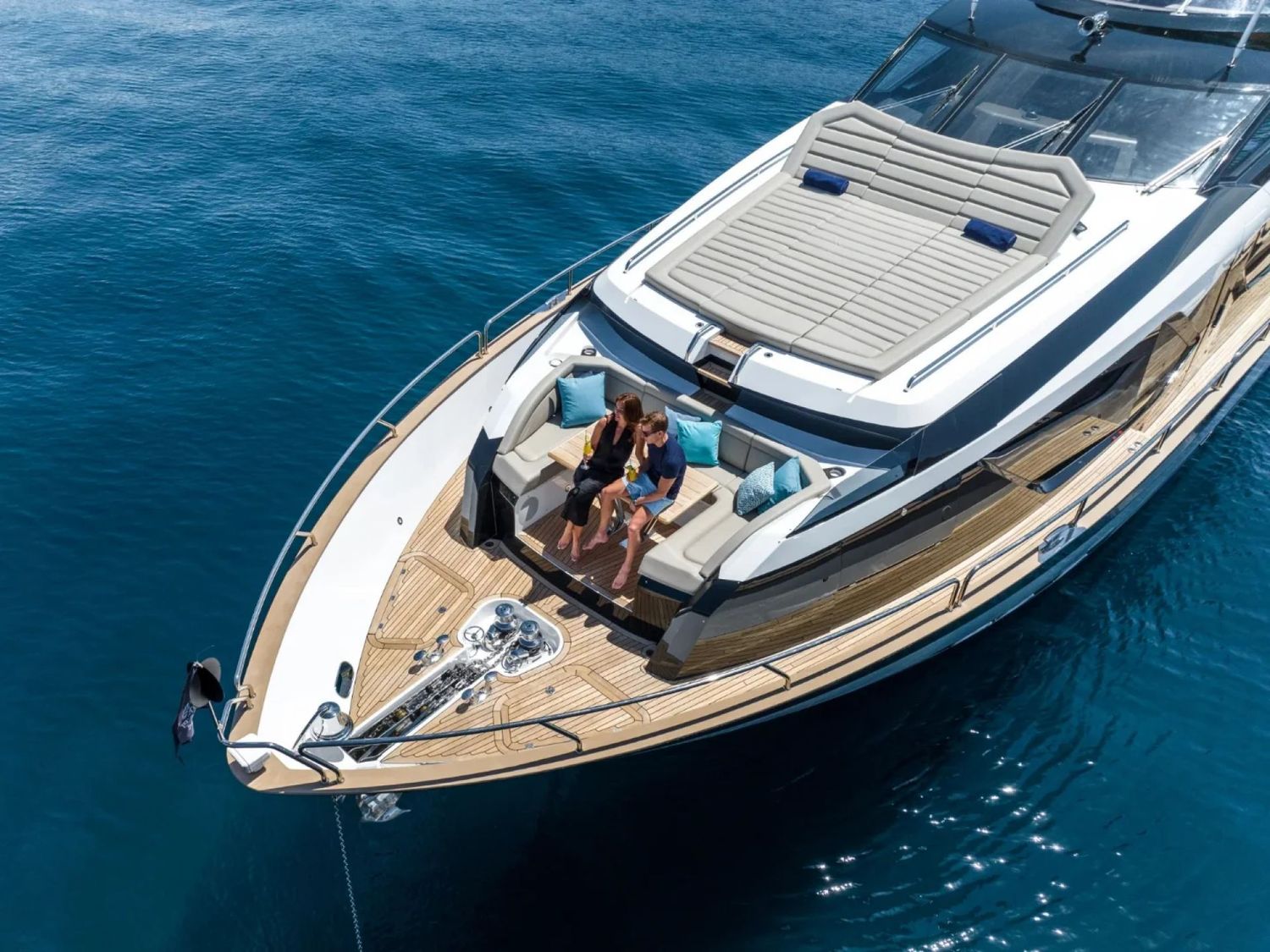 yacht-550088