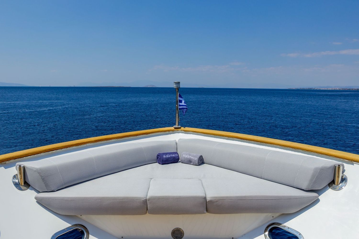 yacht-550097