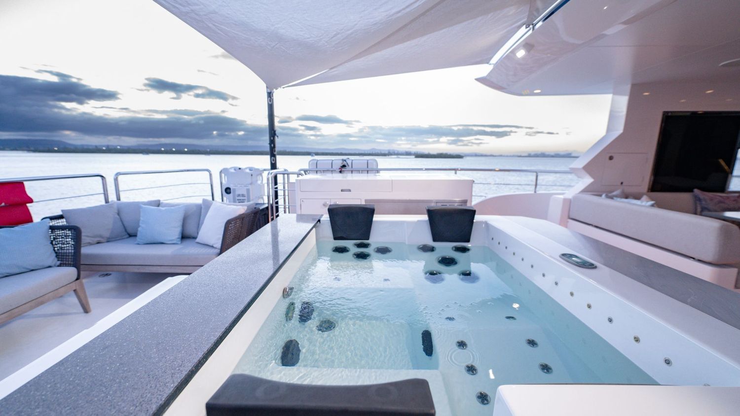 yacht-549900