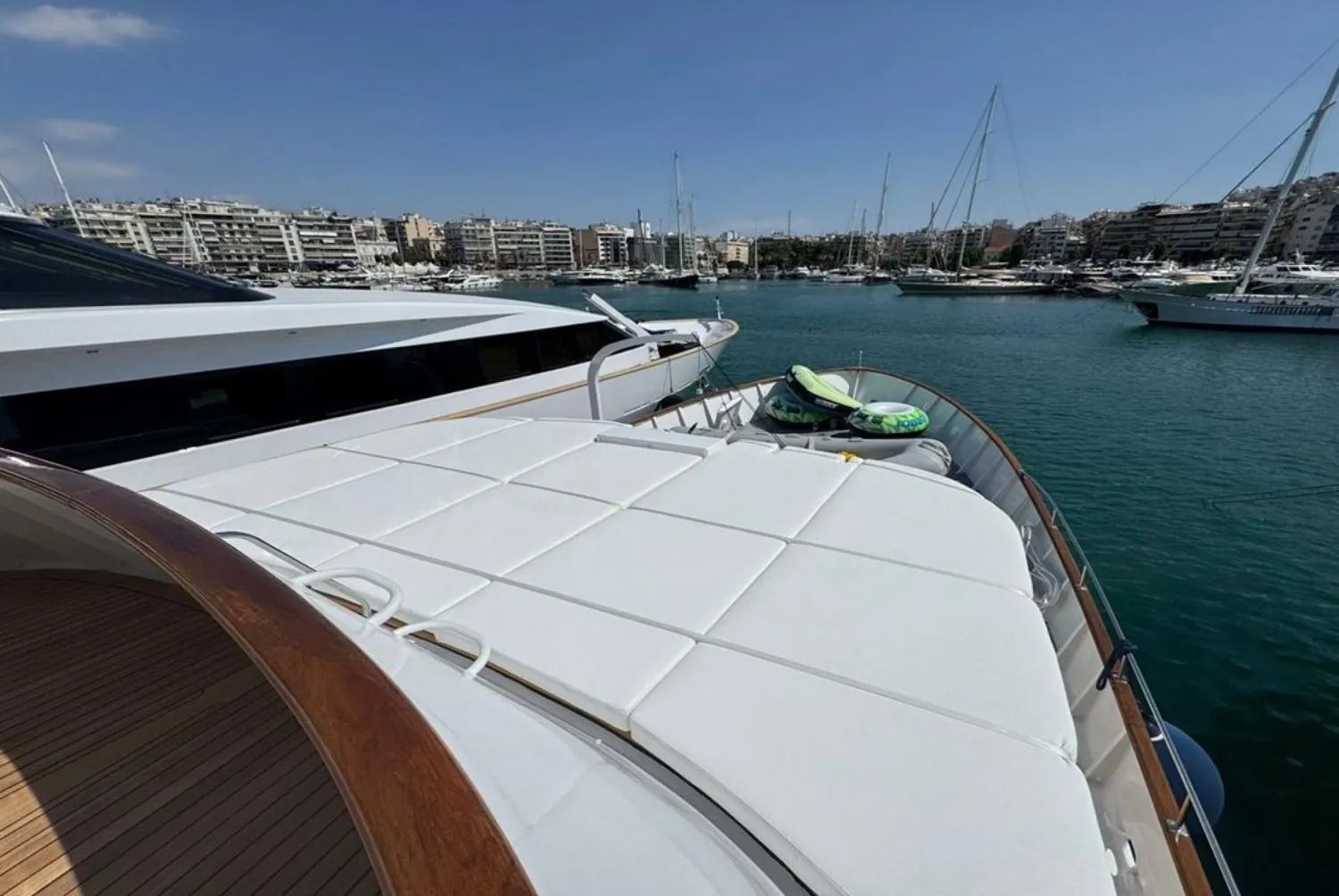 yacht-573933