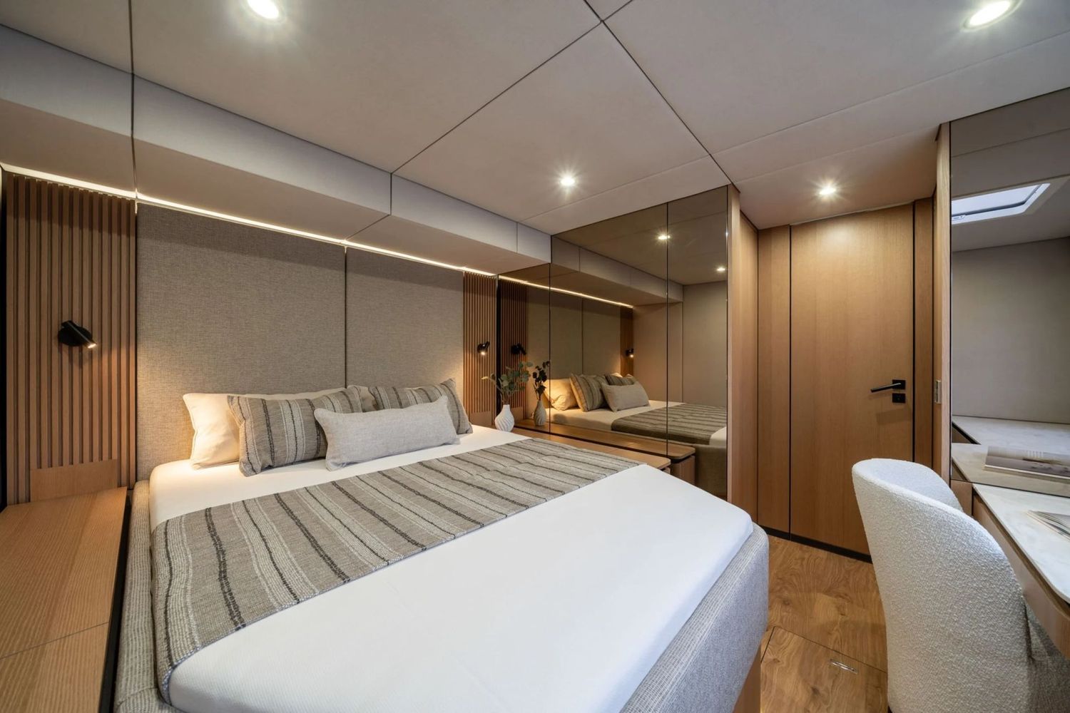 yacht-549939