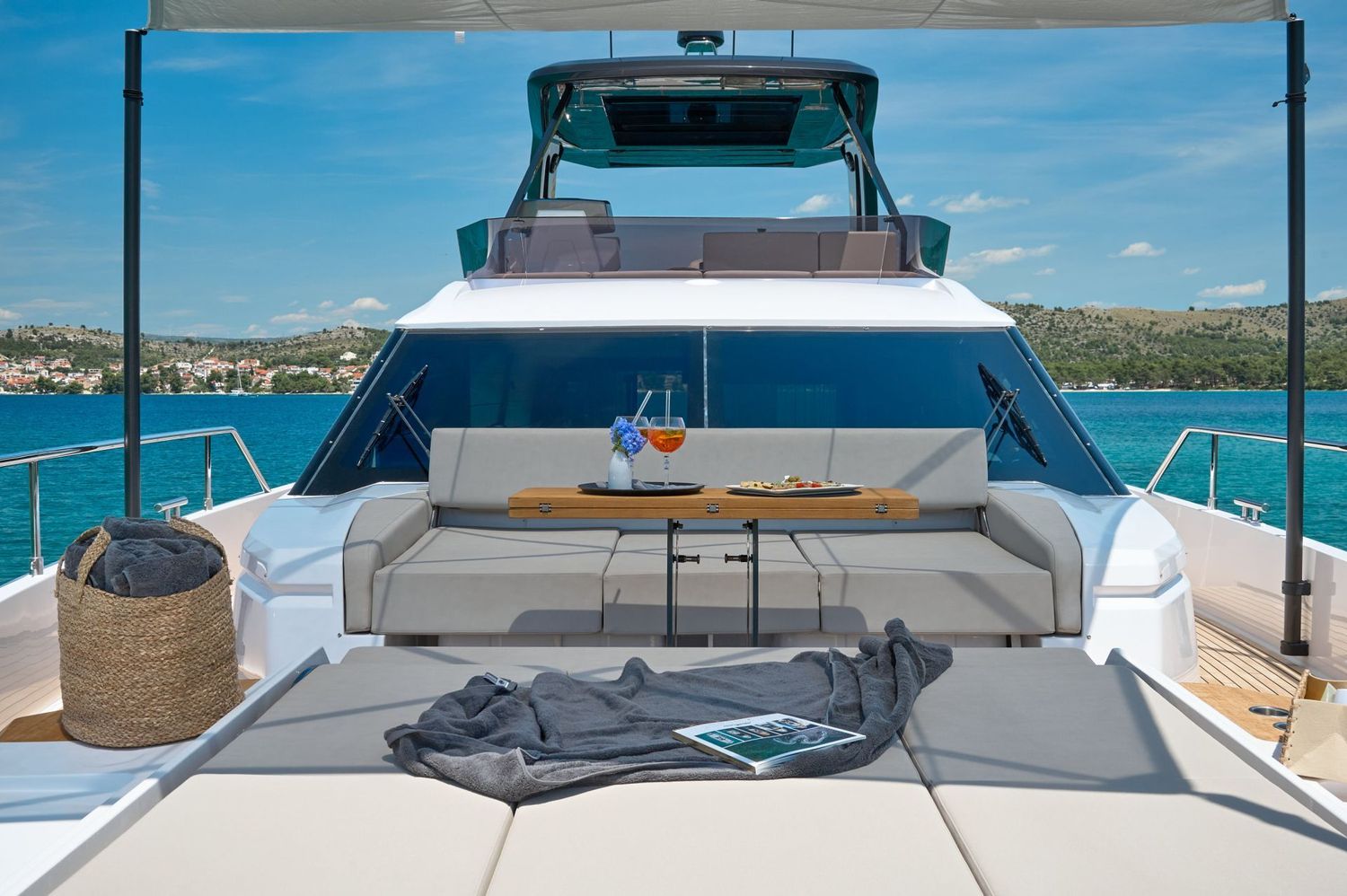 yacht-551323