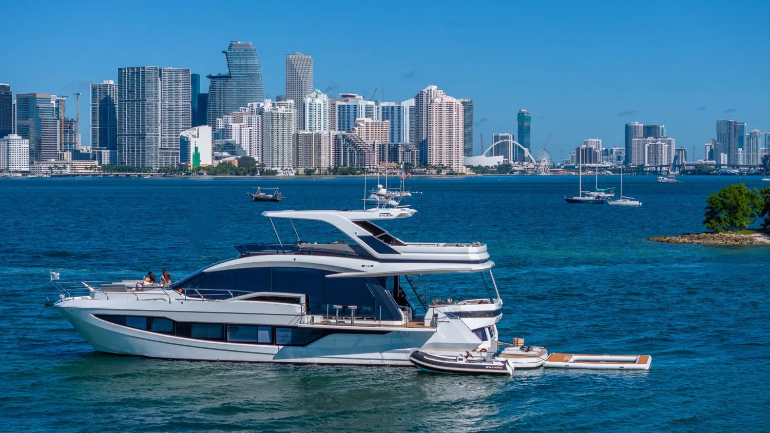 yacht-551091